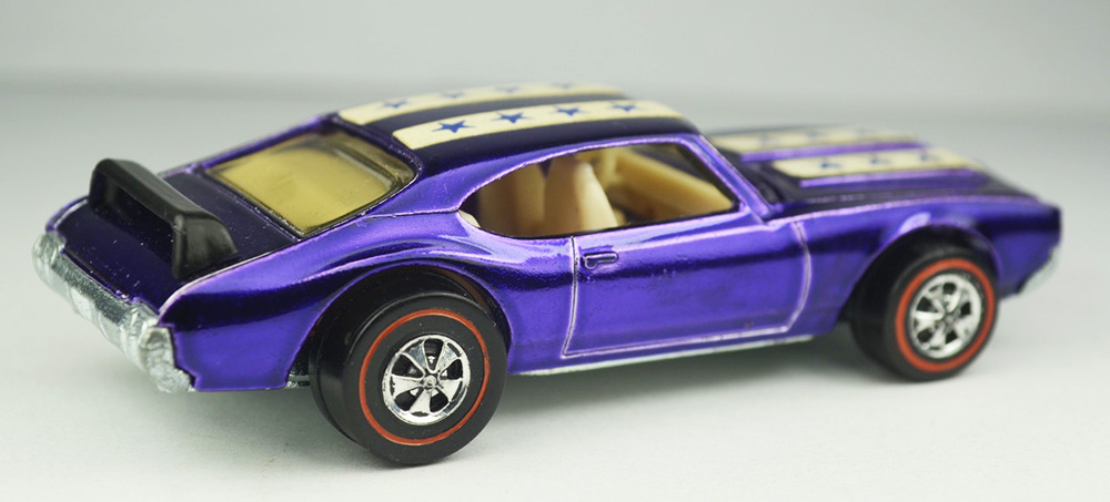 Hot Wheels Purple Olds 442