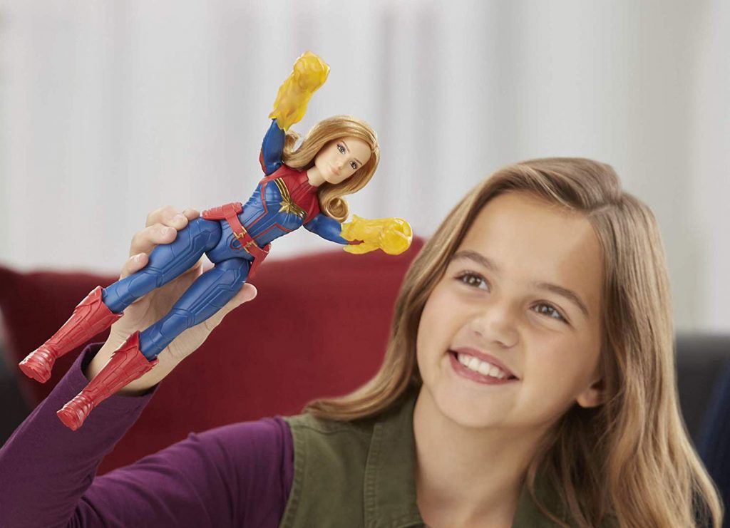 capitana marvel muñecos