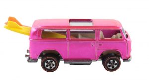 Hot Wheels Pink Rear-Loading Volkswagen Beach Bomb